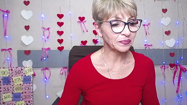 Snapshot of EllaBonito chatting on February 16, 6:21 am EllaBonito online show from February 16, 6:21 am