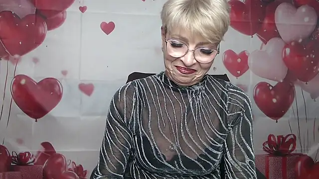 EllaBonito online show from April 9, 6:19 am