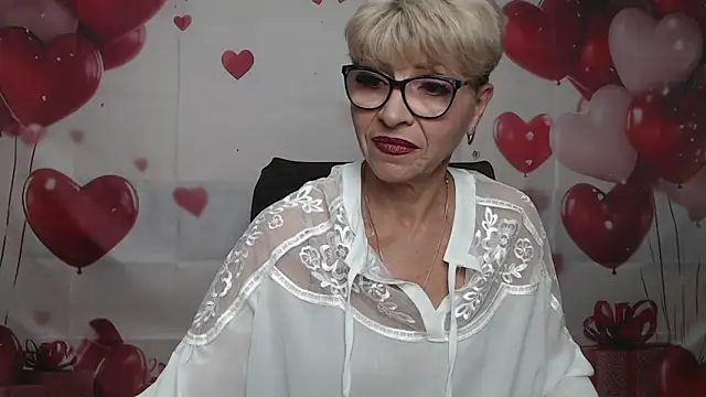 EllaBonito online show from April 18, 5:55 am