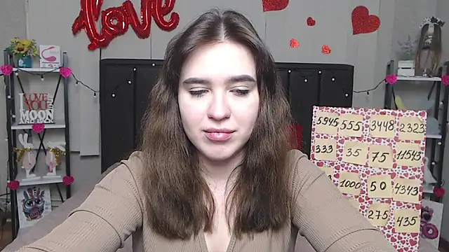 LauraHlot online show from February 27, 9:47 pm