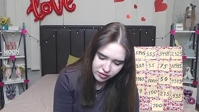 LauraHlot online show from March 12, 9:34 am