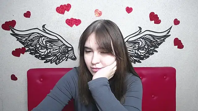 LauraHlot online show from March 15, 2:01 pm