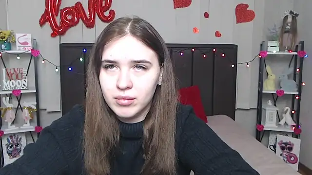 LauraHlot online show from March 22, 6:33 am