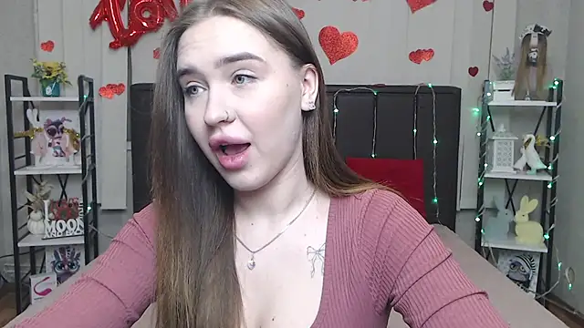 LauraHlot online show from February 3, 6:22 am