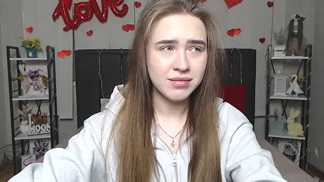 LauraHlot online show from February 17, 6:21 am