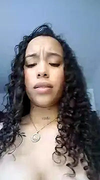 MarieLeon online show from January 18, 10:39 pm