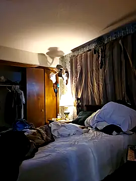 coolbrease10 online show from January 6, 8:39 pm