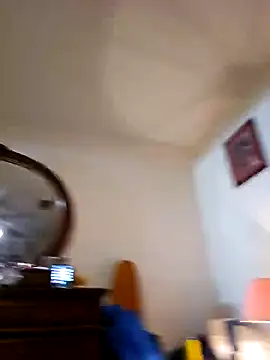 coolbrease10 online show from January 12, 10:33 pm