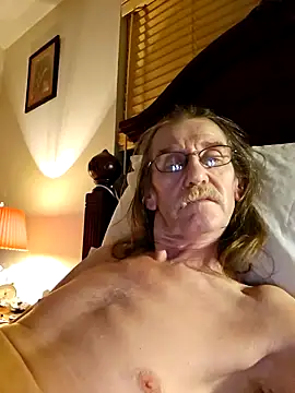 coolbrease10 online show from January 15, 6:12 am