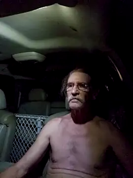 coolbrease10 online show from October 28, 12:36 am