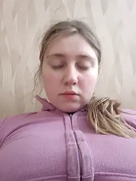 Snapshot of AnastasiaSky19 chatting on February 7, 9:57 am AnastasiaSky19 online show from February 7, 9:57 am