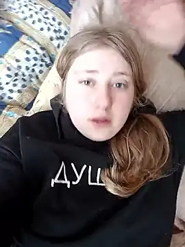 Snapshot of AnastasiaSky19 chatting on February 13, 9:05 am AnastasiaSky19 online show from February 13, 9:05 am