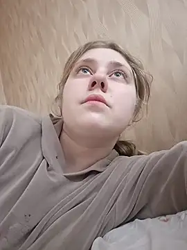 Snapshot of AnastasiaSky19 chatting on February 15, 7:51 am AnastasiaSky19 online show from February 15, 7:51 am