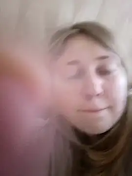 Snapshot of AnastasiaSky19 chatting on February 24, 7:17 am AnastasiaSky19 online show from February 24, 7:17 am