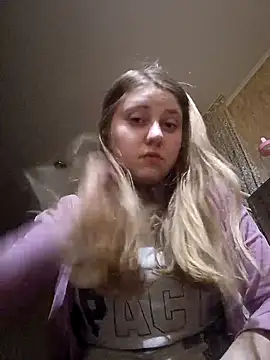 Snapshot of AnastasiaSky19 chatting on March 12, 6:36 pm AnastasiaSky19 online show from March 12, 6:36 pm