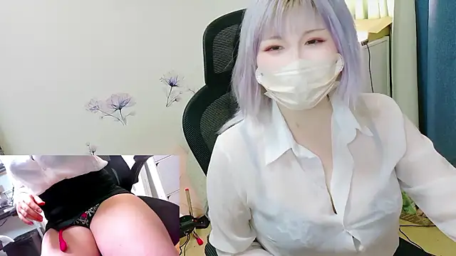Snapshot of hazuki_8008 chatting on April 9, 3:06 am hazuki 8008 online show from April 9, 3:06 am