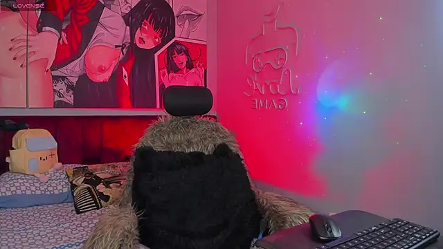  gia rose online show from November 18, 6:56 pm