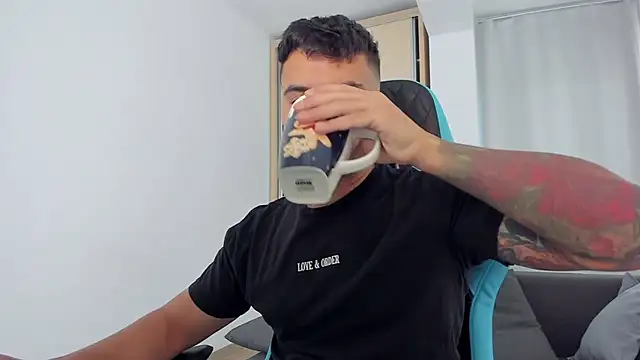 MatMalonne online show from September 18, 5:53 am