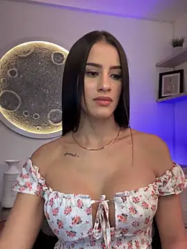 SarahhSmitth1 online show from March 1, 10:21 pm