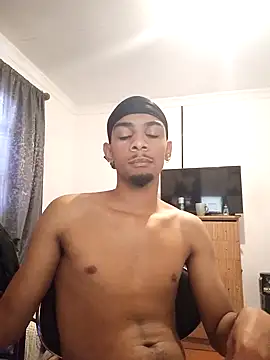 29YOURZ 28  online show from December 3, 11:33 am