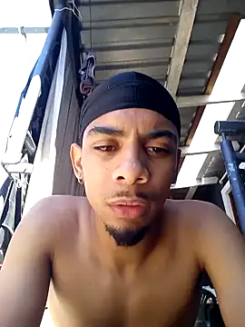 29YOURZ 28  online show from December 14, 8:45 am