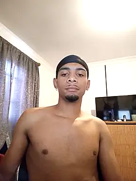 29YOURZ 28  online show from December 16, 11:55 am