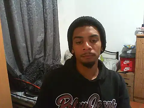 29YOURZ 28  online show from September 19, 8:20 pm