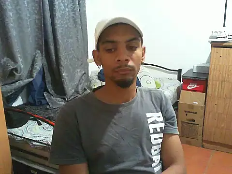 29YOURZ 28  online show from September 25, 5:11 am