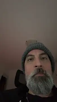 aijeff online show from January 7, 9:17 pm