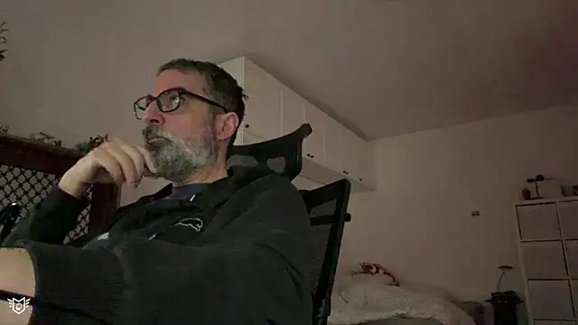 aijeff online show from January 8, 2:41 pm