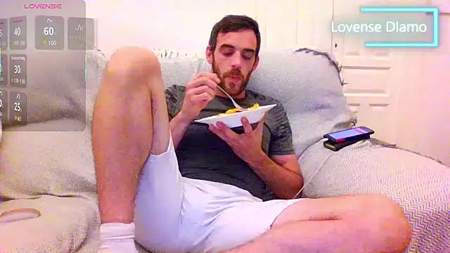  NakedChef  online show from October 8, 10:07 pm