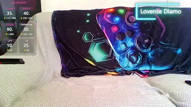  NakedChef  online show from November 7, 9:53 am