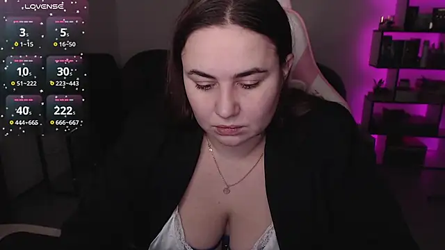 SexyWitch 666 online show from December 2, 6:41 am