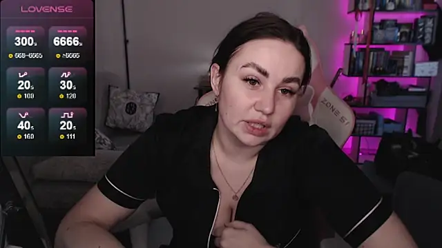 Snapshot of SexyWitch_666 chatting on May 6, 4:19 am SexyWitch 666 online show from May 6, 4:19 am