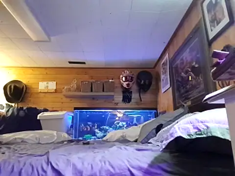 Ryan and Aurora online show from April 2, 9:23 pm