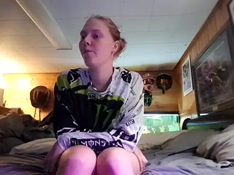 Ryan and Aurora online show from May 14, 1:29 pm
