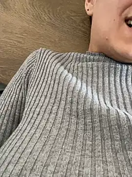 Daisyforyou online show from February 10, 1:11 pm