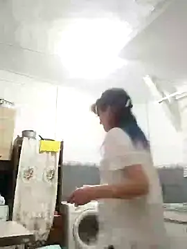 SweetLeila40 online show from January 3, 4:48 pm