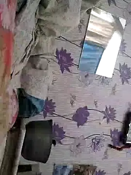 SweetLeila40 online show from January 8, 10:26 am