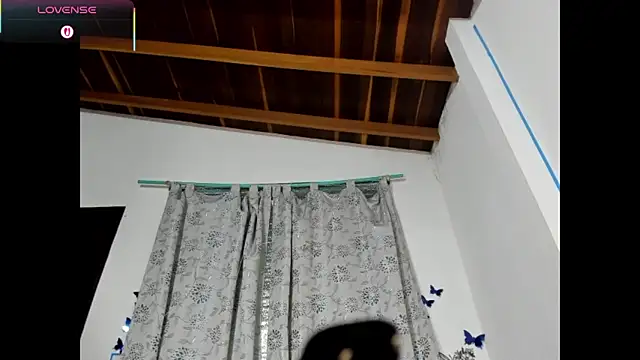 Laila Laly online show from April 28, 3:17 pm