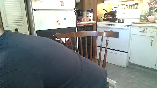 Snapshot of 6igsticc9inch chatting on February 12, 12:27 am 6igsticc9inch online show from February 12, 12:27 am