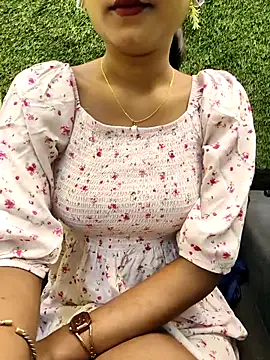 yhona darling online show from March 31, 3:19 am