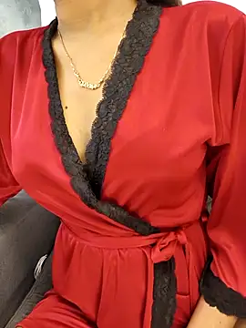 yhona darling online show from May 21, 10:55 am