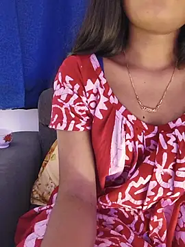 yhona darling online show from May 24, 1:21 am