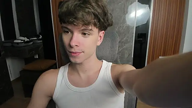 calvin love you online show from June 6, 5:06 pm