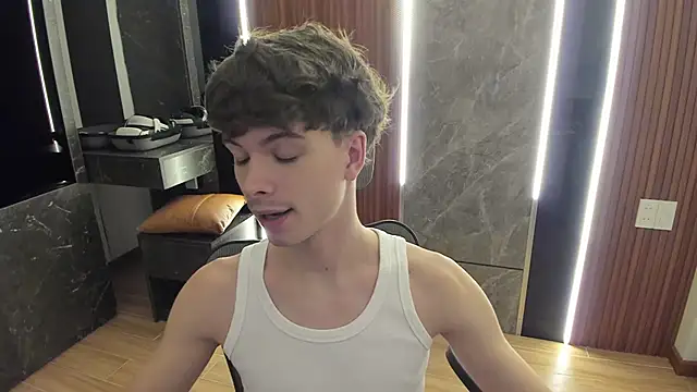 calvin love you online show from June 7, 5:06 pm