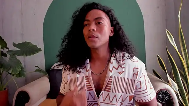 Snapshot of noah_jones__ chatting on November 21, 4:49 pm noah jones online show from November 21, 4:49 pm