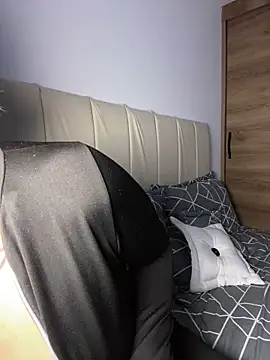 Snapshot of Odett_ chatting on November 2, 3:42 am Odett online show from November 2, 3:42 am