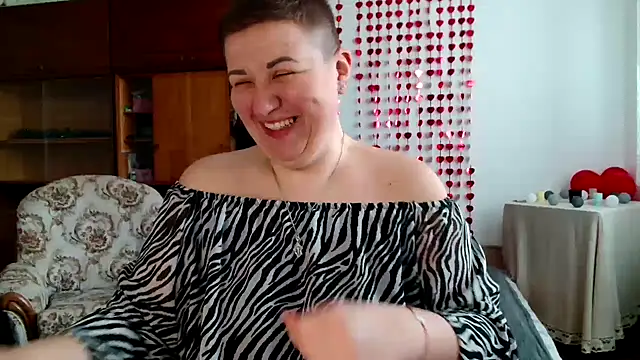 Annet1912 online show from March 11, 9:56 am