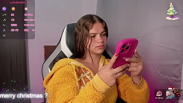 PaigeJayden online show from December 15, 2:49 am